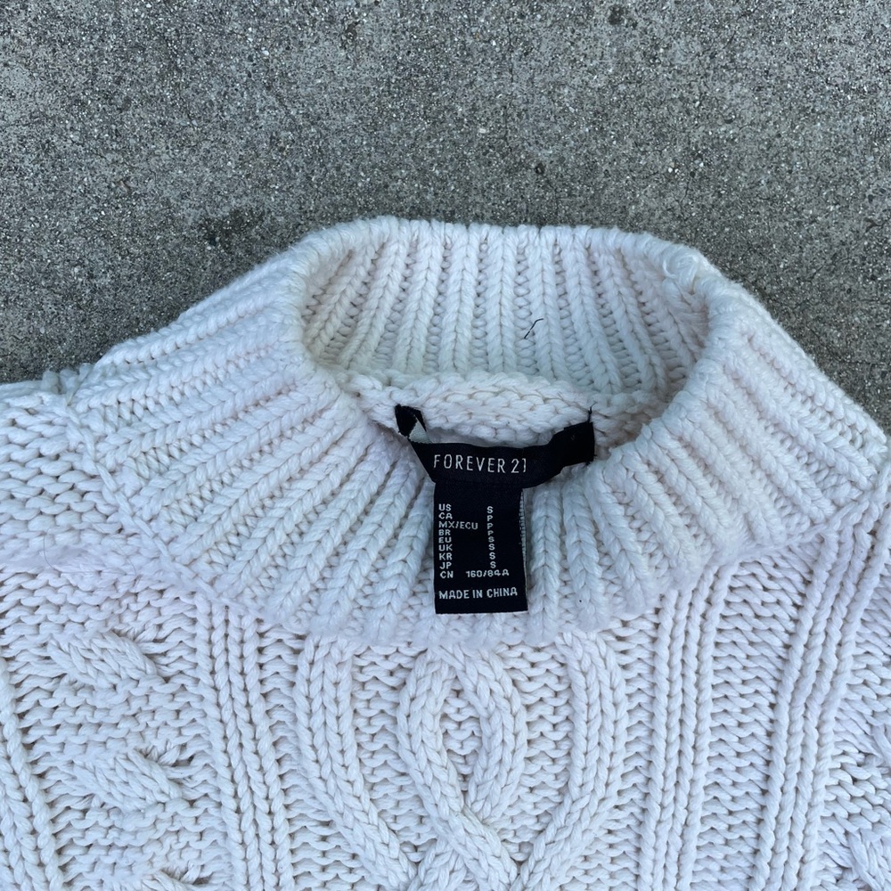 Women’s sweater